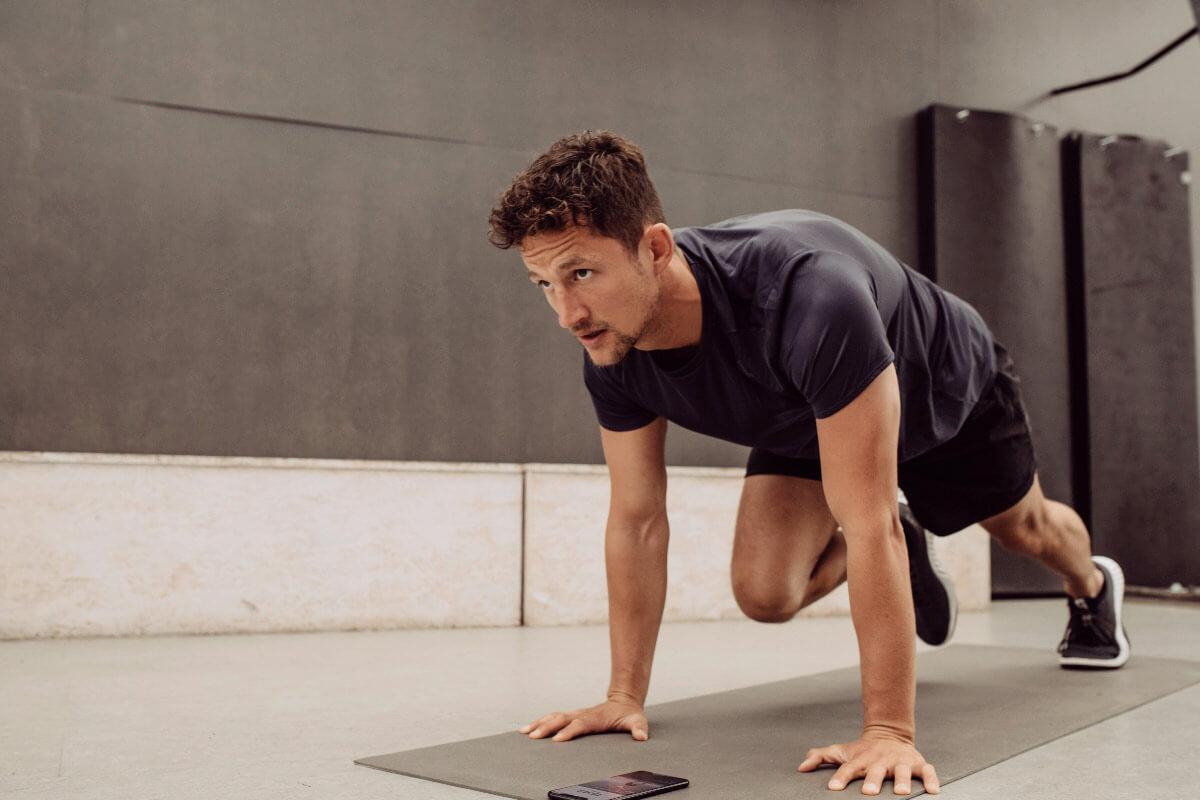 The Best 20-Minute Fast Muscle-Building Home Workouts